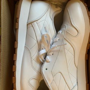 Reebok Classics with Gunmy sole